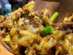 二哥芋儿蛙-炉小二铜锅牛蛙•川湘菜(三里屯店)