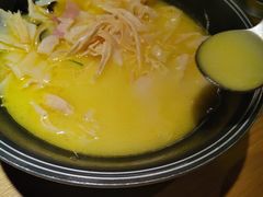 -蜜桃餐厅·伴山(绿宝广场店)