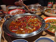 -泥糊破店小酒馆·团建聚餐(南京西路店)