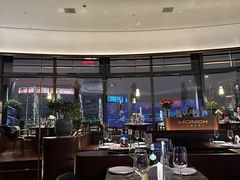 -MONICH牛排融合餐厅(和义大道购物中心店)