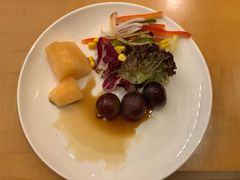 -上海西藏大厦万怡自助餐厅(徐汇店)