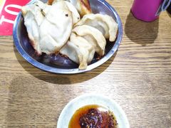 -黄阿姨锅贴大王(万航渡路店)