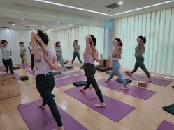 -Peach Yoga桃桃瑜伽塑形馆