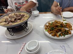 -一口猪海鲜浑锅·东北家常菜