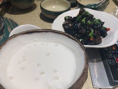 -润泽园椰子鸡(汇一城店)