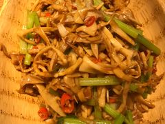 -唐伯虎新派湘菜馆(石夏时代广场店)