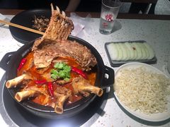 -沪小胖小龙虾(淮海中路旗舰店)