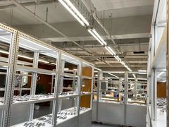 -无奔眼镜·蔡司·依视路授权店(马家堡店)