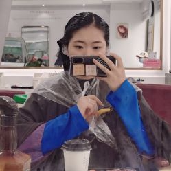 -镁连社·美联社