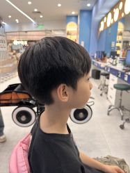 -Oh my head 儿童理发(丹尼斯大卫城店)