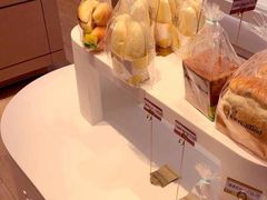 -好利来(万卉路店)