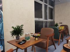 -无奔眼镜·蔡司·依视路授权店(马家堡店)
