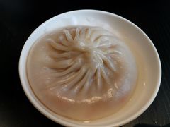 蟹粉灌汤包-宁波汤团店(外滩店)