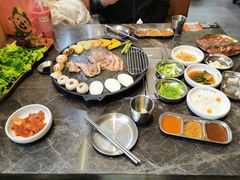 -彭妈家•韩国烤肉料理(张杨路店)