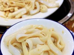 湛江捞粉-茂港柏香(侨港路店)