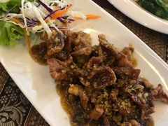 烤猪肉-BAI BUA RESTAURANT