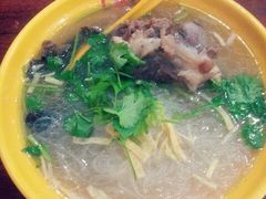 大骨头粉丝汤-小杨生煎(湟普汇店)