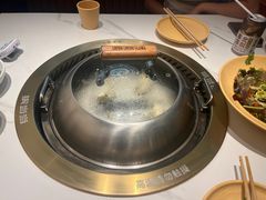 -锅当当铁锅炖烀饼王(长泰广场店)