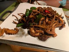 茶树菇炒八爪鱼-桂满陇-十里风荷(合生汇店)