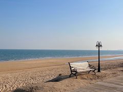 -巧克力渔家.小船海鲜胶东菜(万平口店)