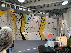 -问山MountQuest攀岩馆