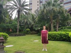 -三亚湾海居铂尔曼度假酒店