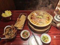 -沙胆彪炭炉牛杂煲(上海日月光广场店)