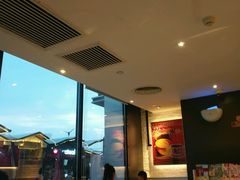 -必胜客(航洋国际店)