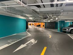 -前滩太古里木区停车场