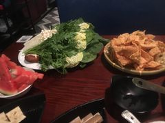 -重庆爽翻天老火锅(临平万达广场店)