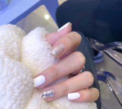 -H12 STAR日式美甲美睫专门店