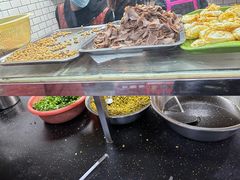 -覃肥叔桂林米粉(粮道街店)