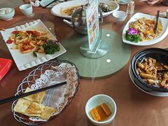 -华庭食府(光明店)