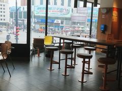 大堂-麦当劳(咸阳人民路店)