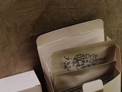 -ZING COFFEE 镜咖啡