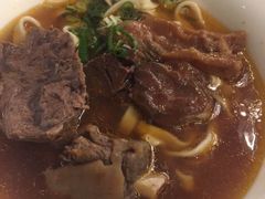 -天下三绝 牛肉面/红酒