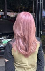 -十六番发型师事务所