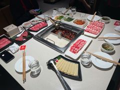 -海底捞火锅鲜切牛肉主题店(长寿路店)