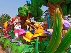 -七彩云南欢乐世界