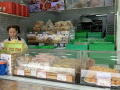 面包甜点陈列柜-闻酥园(水碾河路店)