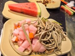 -宽板凳老灶火锅(台湾街店)
