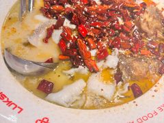 -禄鼎记·多口味酸菜鱼(石牌桥店)