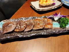 厚切牛舌-魔丼屋(日月光店)