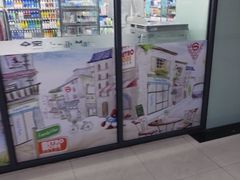 -全家便利店(漕溪北路七店)