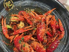 -肥肥虾庄·金牌油焖大虾(汉街SKP店)
