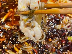 -鸿顺老铁锅美蛙鱼府(解放碑店)