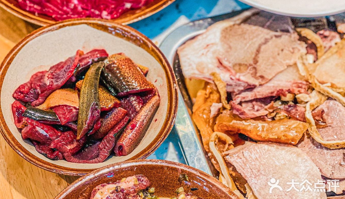 🍲说说昆明不需要营销的牛杂火锅店