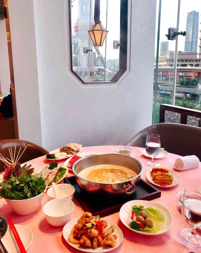 楼上荟馆(浦东国金店)-"和闺蜜两个巨蟹77一起过生日选了楼上,提前.