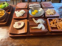 -银米·云南传统过桥米线(双廊黑金冠店)