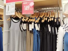 -优衣库(上海虹口龙之梦店)